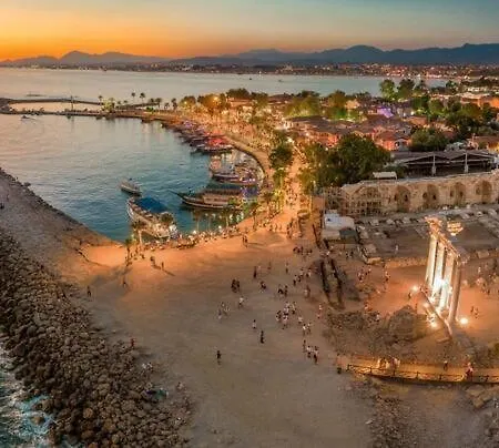 Selen Butik Bed and Breakfast Σιντέ